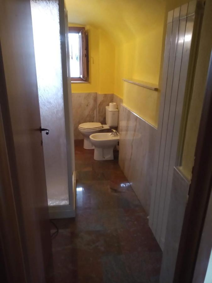 Locazione Turistica La Ca Gialla Apartment Понтремоли Екстериор снимка