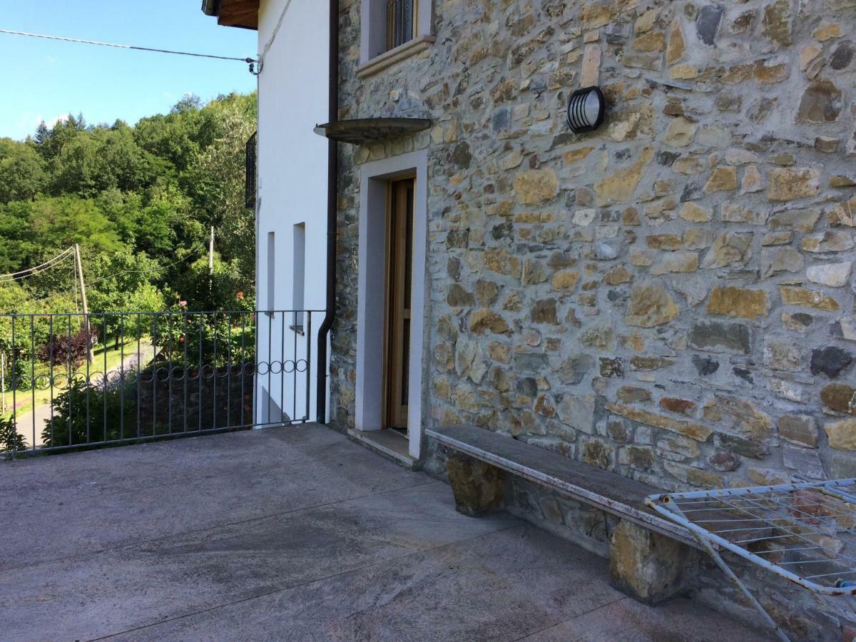 Locazione Turistica La Ca Gialla Apartment Понтремоли Екстериор снимка