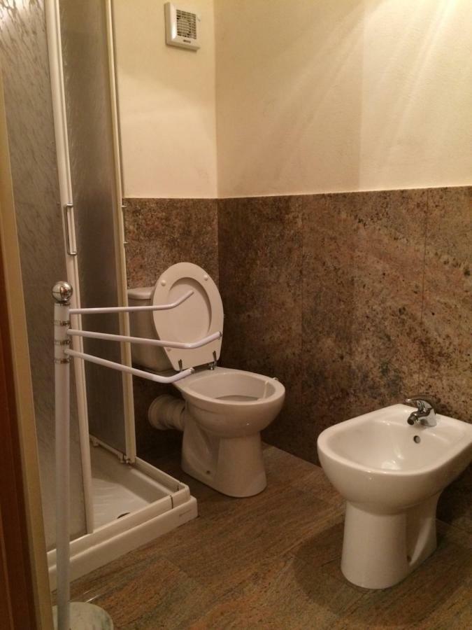 Locazione Turistica La Ca Gialla Apartment Понтремоли Екстериор снимка